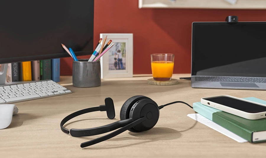 Tai nghe Jabra Evolve2 50 có kết nối USB-C hoặc USB-A và Bluetooth