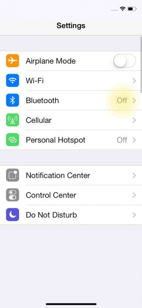 Trên thiết bị iOS của bạn, đi tới Settings, Bluetooth.
