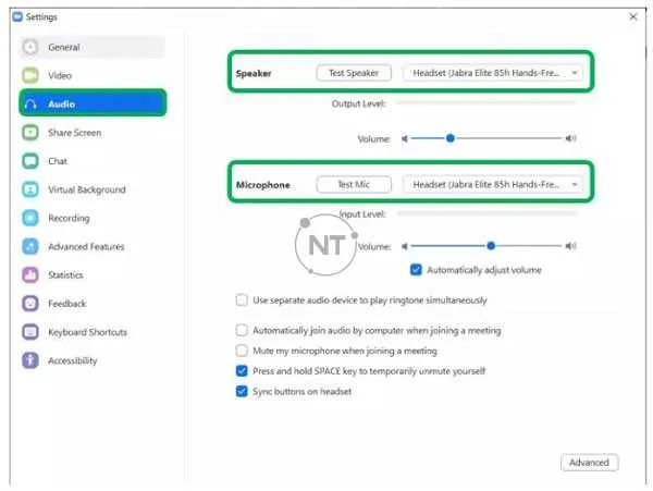 Trong Audio, chọn thiết bị Jabra của bạn trong Speaker và Microphone