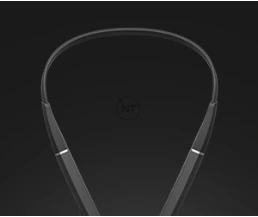 Thoải mái cả ngày: Thiết kế vòng quanh cổ tiện lợi, gọn nhẹ.