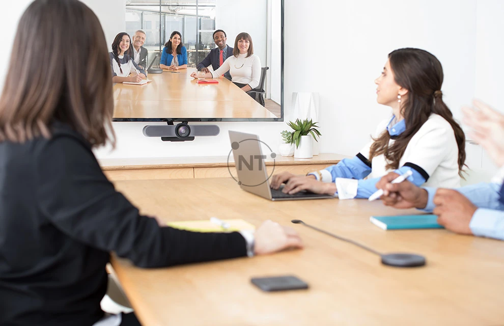 Giải pháp Logitech cho phòng họp vừa (Từ 6 -10 người tham dự)