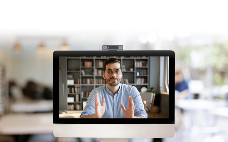 1080P / 30 khung hình / giây | Camera 2MP | 71 ° DFoV