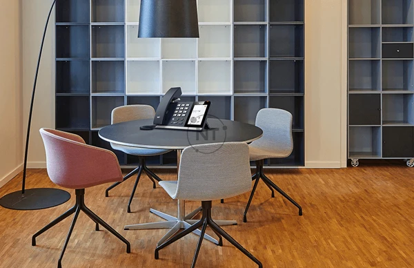 Giao diện người dùng dễ sử dụng, trực quan và nhất quán cho trải nghiệm thân thiện với Microsoft Teams