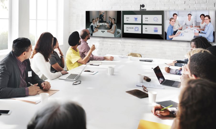 Yealink Meetingeye 800 - Video/Nội dung 4K trên ba màn hình, tùy chỉnh bố cục hiển thị