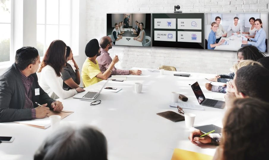 Yealink Meetingeye 800 - Video/Nội dung 4K trên ba màn hình, tùy chỉnh bố cục hiển thị