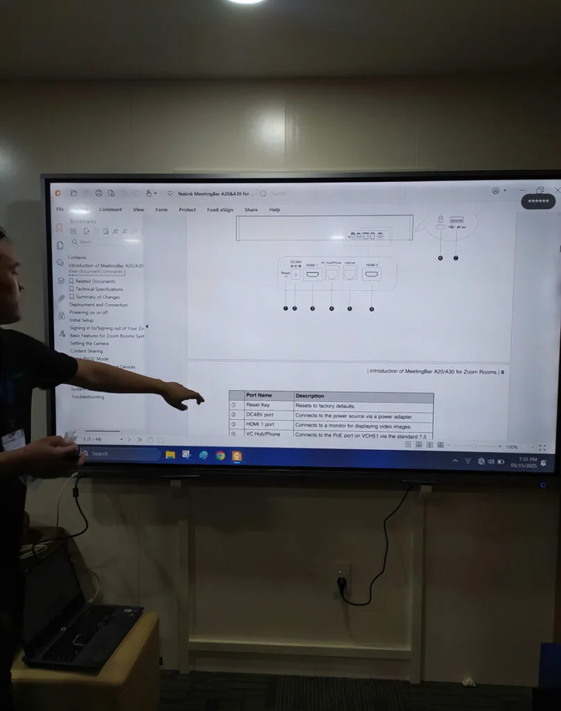 Lắp đặt màn hình tương tác cho Công ty Cổ phần Dịch vụ Kỹ thuật PTSC Thanh Hóa