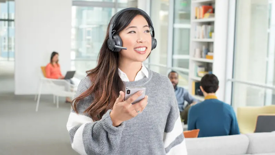 Logitech Zone Wireless Plus - Top 5 tai nghe chống ồn tốt nhất cho trung tâm cuộc gọi giá tốt