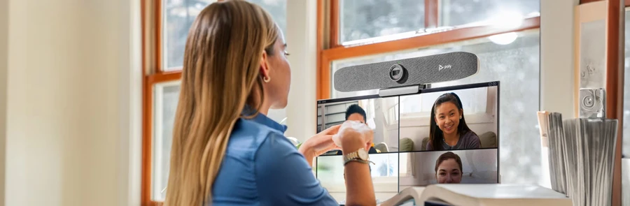 Tính năng của Poly Studio P15