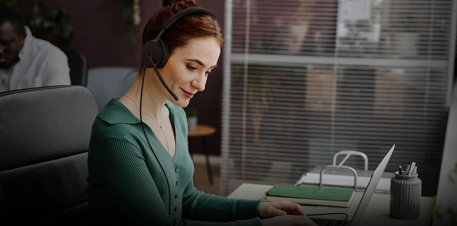 Tai nghe Yealink UH48 - Yealink UH48 vs Poly Blackwire 8225