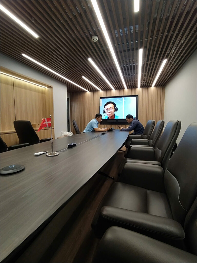 Hình ảnh lắp đặt hệ thống hội nghị trực tuyến cho Công ty TNHH Tư Vấn Kỹ Thuật PKD VN