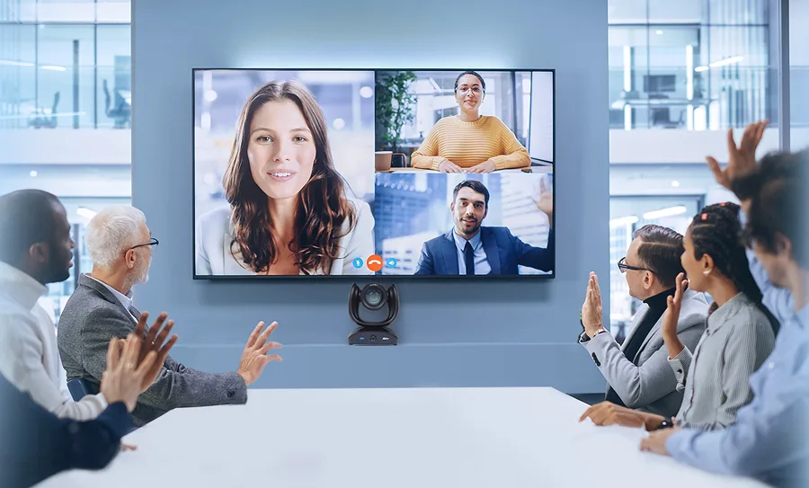 Camera-hop-truc-tuyen-aver-chat-luong-4k-201