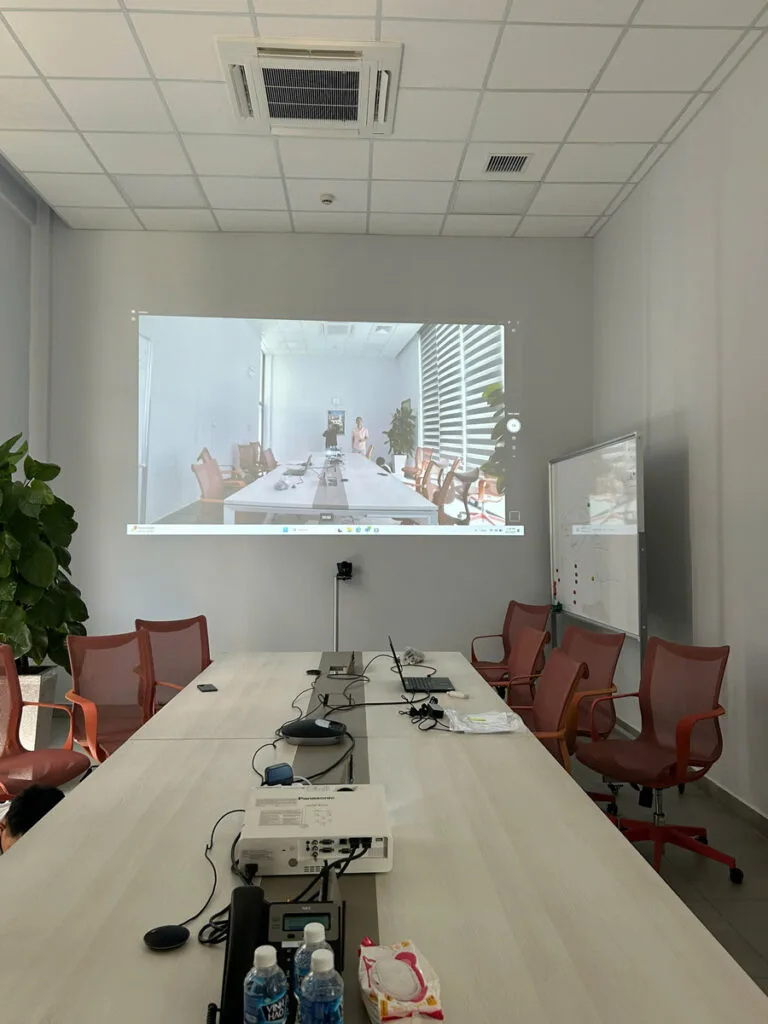 Lắp đặt thiết bị họp trực tuyến Logitech Group cho doanh nghiệp tại xã Canh Vinh, Gia Lai