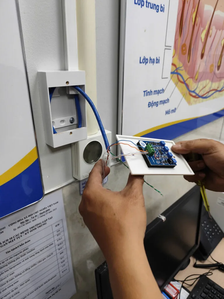 Hình ảnh thực tế lắp đặt giải pháp ghi âm & micro hội nghị cho bệnh viện thuộc Bình Chánh, TP.HCM