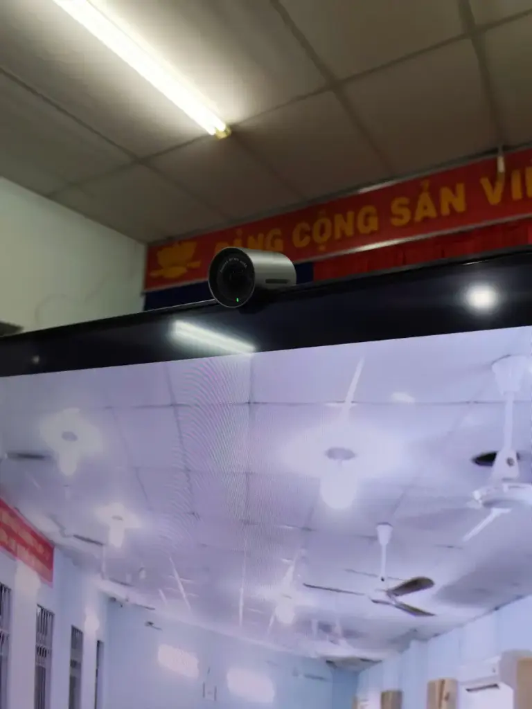 Hình ảnh thực tế về dự án lắp đặt camera họp trực tuyến cho phòng CSGT TP Hồ Chí Minh