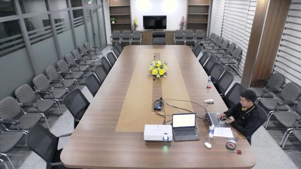 hình ảnh thực tế về dự án lắp đặt Logitech Group cho công ty sản xuất đá thạch anh tại Nhơn Trạch, Đồng Nai