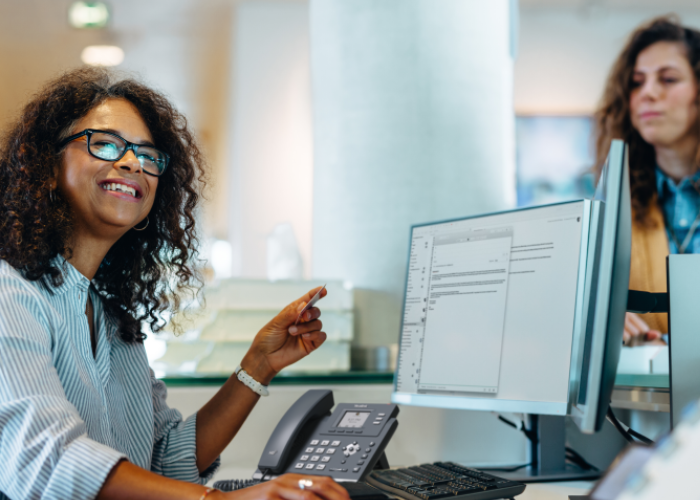 Trải nghiệm Microsoft Teams thân thiện tại bàn làm việc