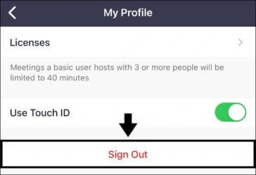 Sau đó, cuộn xuống và chọn Đăng xuất.