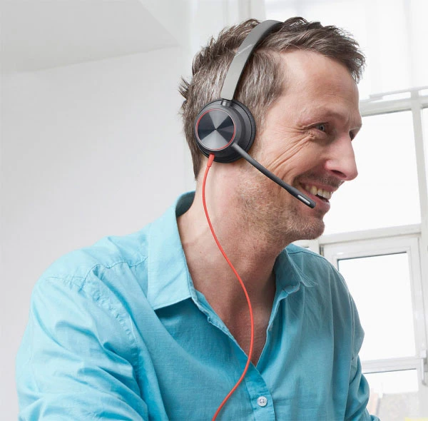 Tổng quan về tai nghe Poly Blackwire 8225