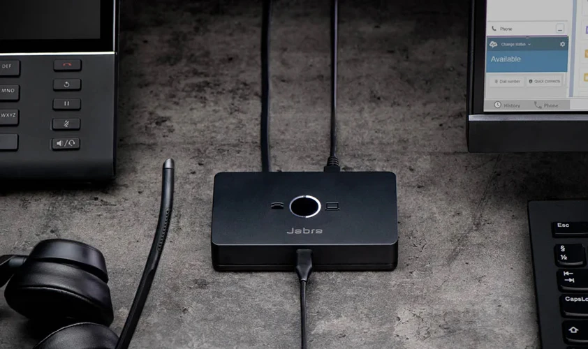 Kết nối với tai nghe USB-C