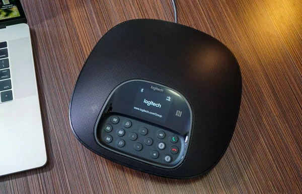 Bộ điều khiển chính của thiết bị hội nghị Logitech