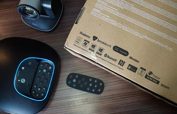 Remote điều khiển