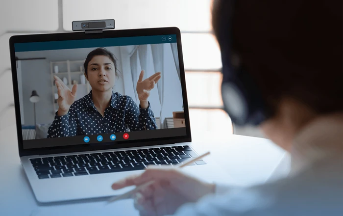 Webcam học trực tuyến Maxhub UC W10