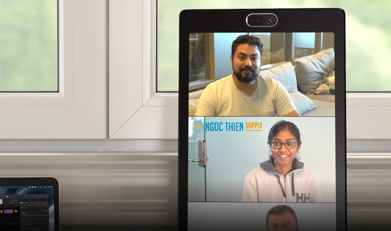 Neat Frame - Ghi lại tinh tế từng cử chỉ, nét mặt