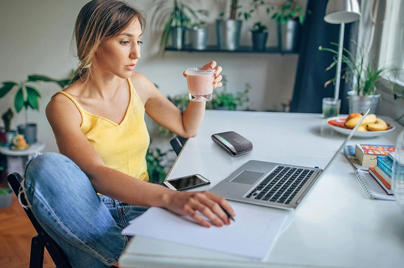 Sơ lược về loa hội nghị Poly Sync 20