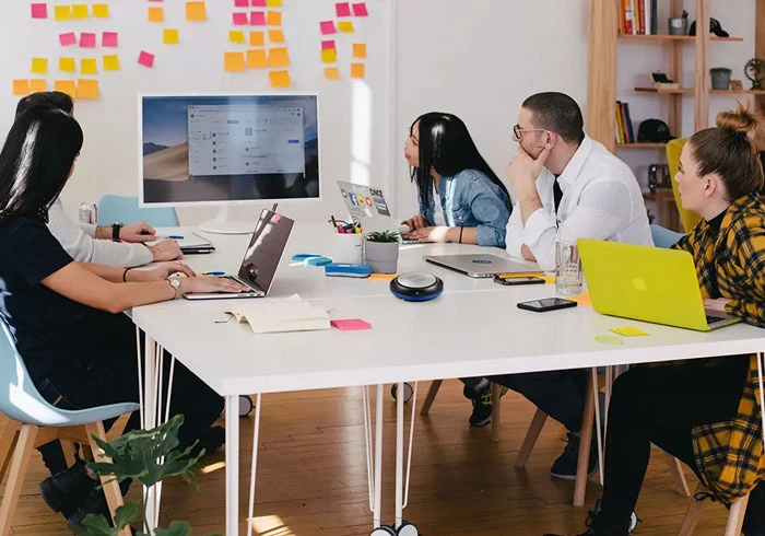 Tận hưởng các tính năng của loa hội nghị không dây ở mọi nơi