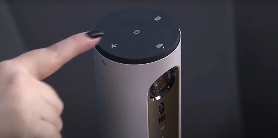  I / O, Micrô và Điều khiển