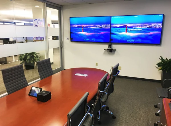 Yamaha FLX UC 500 - Lấp đầy phòng hội nghị với âm thanh loa chất lượng cao