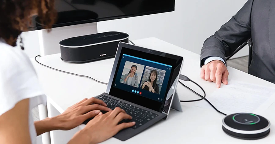 Chỉ với kết nối cáp USB với PC, mọi thứ đã sẵn sàng