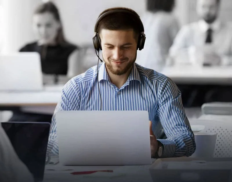 Pin tích hợp bộ điều khiển cuộc gọi