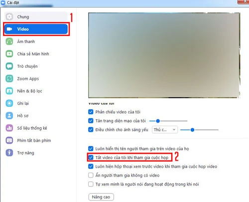 Nhấp vào Video, sau đó bỏ dấu tick mục Turn off my video when joining (Tắt video của tôi khi tham gia cuộc họp) để bật camera trong Zoom.