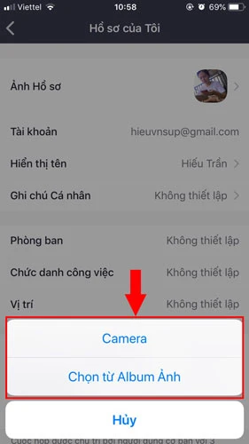 Ở mục Thay đổi ảnh đại diện, bạn có thể chụp ảnh mới ở mục Chụp hình hoặc chọn ảnh có sẵn ở mục Chọn ảnh.