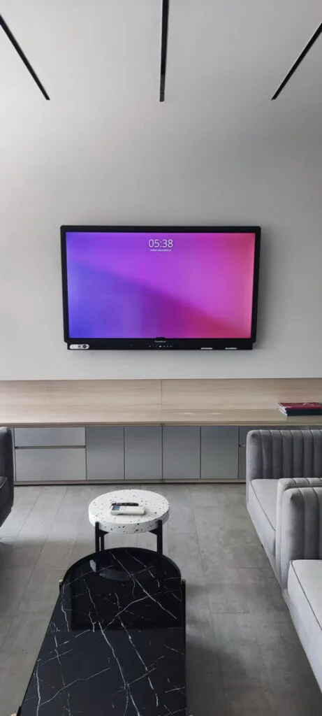 Thông tin dự án màn hình tương tác Promethean cho Công Ty Cổ Phần Đầu Tư Phát Triển Hạ Tầng Rạng Đông