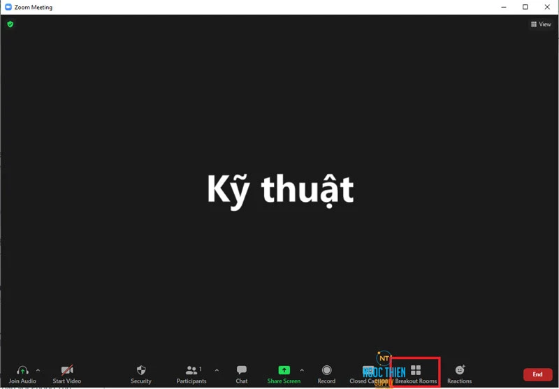 Chọn Breakout Rooms ở góc dưới bên phải.