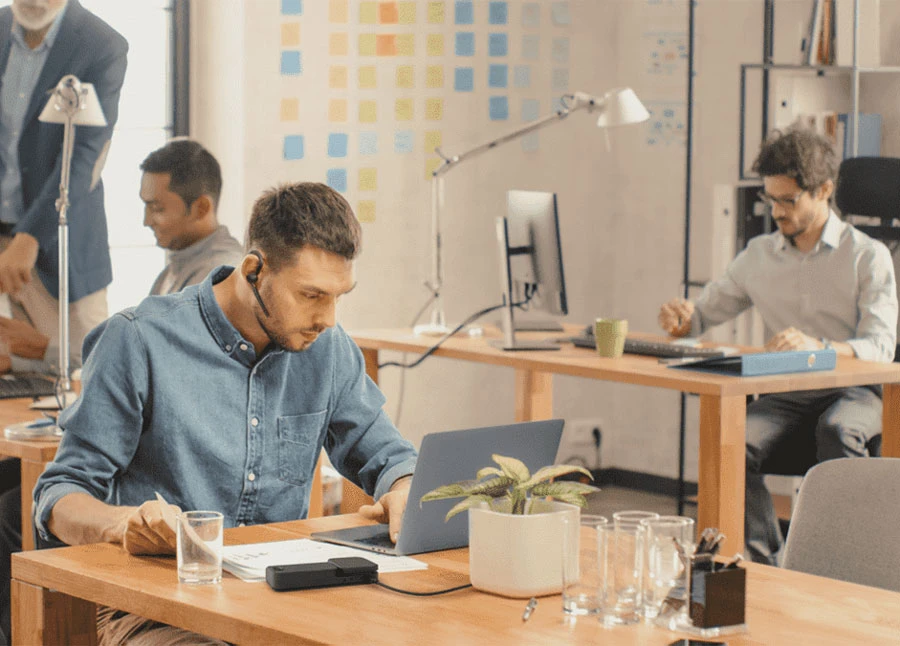 Lựa chọn tai nghe doanh nghiệp phù hợp với nhu cầu