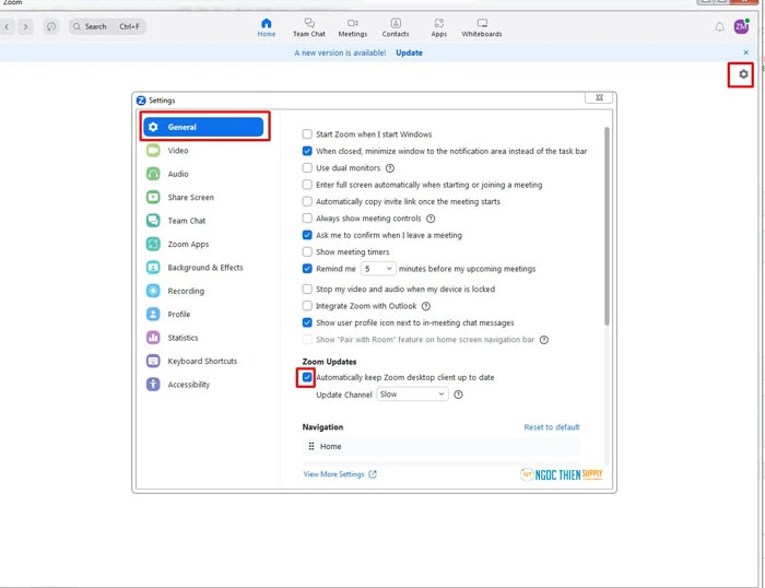 Tại mục General, click chọn vô vào ô vuông tại dòng Automatically keep Zoom desktop client up to date.